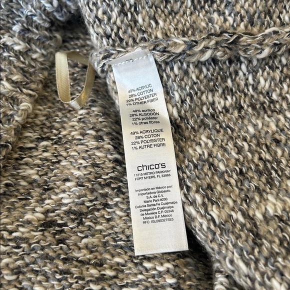 New Chico’s Sweater - Picture 5 of 5